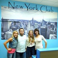 Логотип компании New York Club, центр иностранных языков